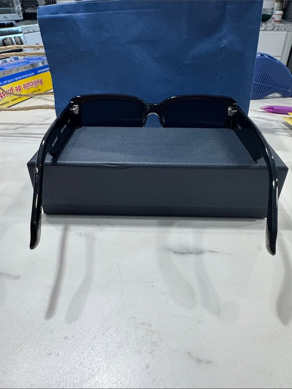 Quay Polarized Yada Yada 1212 Australia Black Sunglasses with Gold Logo Accents